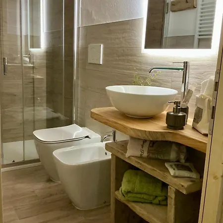 Borgo Poli 3*